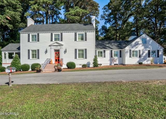 Property at 2090 Eastern Ave, Nashville, NC 27856, 4 beds, 4 baths