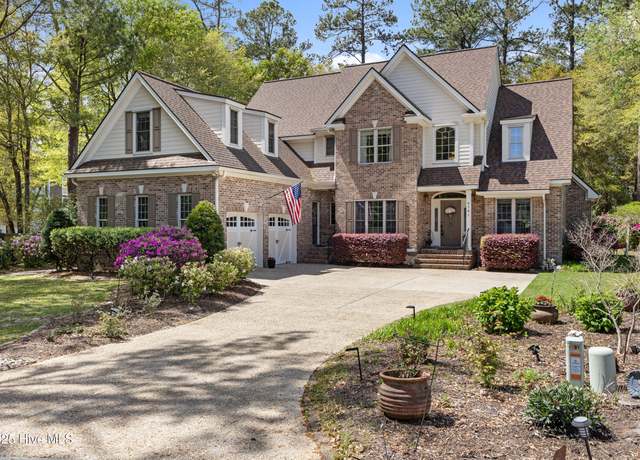Property at 8701 Lincolnshire Ln, Wilmington, NC 28411, 4 beds, 3.5 baths