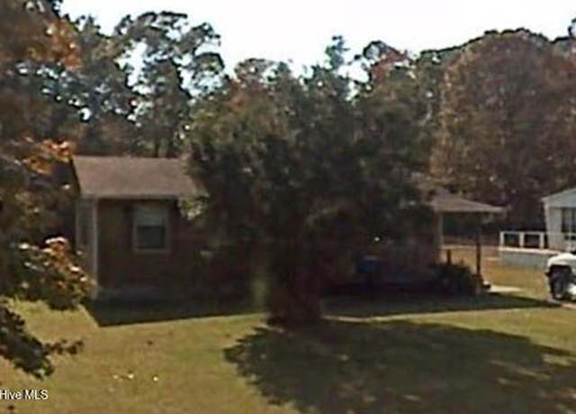 Property at 113 Quail Point Dr, Hubert, NC 28539, 2 beds, 1 bath