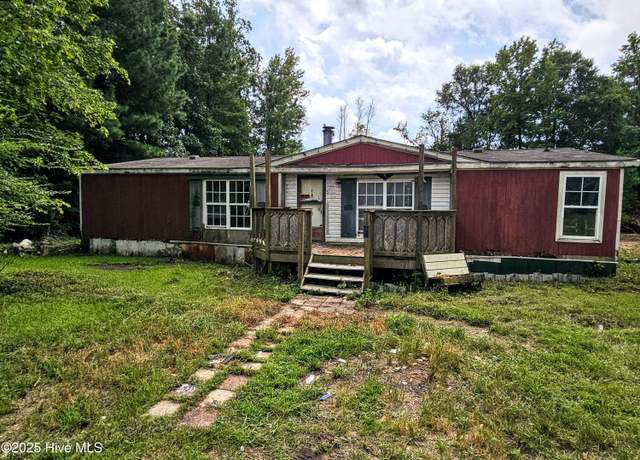 Property at 648 Arvida Spur Rd, Rocky Point, NC 28457, 3 beds, 2 baths