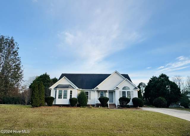 Property at 2887 Schooner Ln, Grimesland, NC 27837, 3 beds, 2 baths