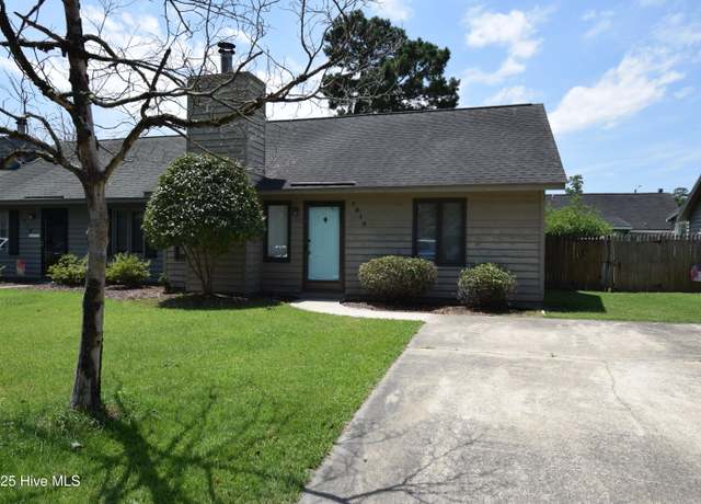 Property at 1916 White Hollow Dr, Greenville, NC 27858, 2 beds, 1 bath