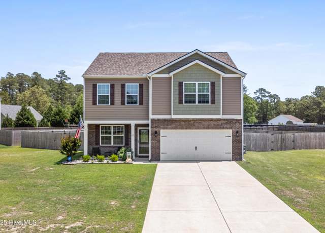 Property at 137 Webster Ln, Vanceboro, NC 28586, 3 beds, 2.5 baths