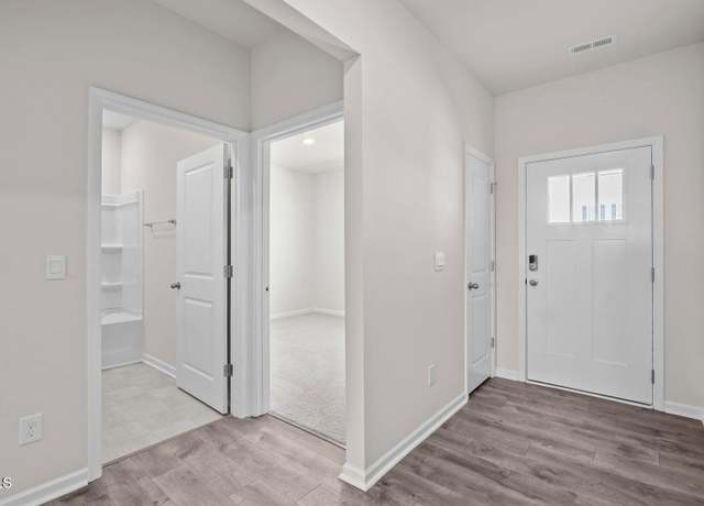 Property at 3104 Ridgeland Dr, Winterville, NC 28590, 4 beds, 2 baths