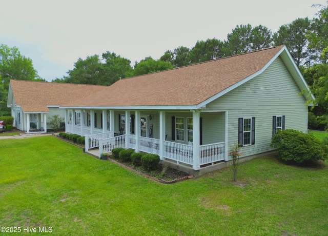 Property at 955 Mt Pisgah Rd SW, Supply, NC 28462, 3 beds, 3 baths