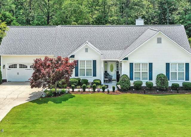 Property at 6317 Sentry Oaks Dr, Wilmington, NC 28409, 3 beds, 2 baths