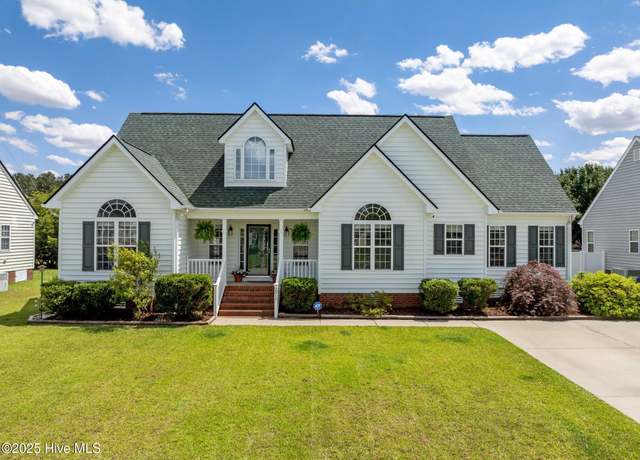 Property at 2017 Charterhouse Ln, Winterville, NC 28590, 3 beds, 2 baths