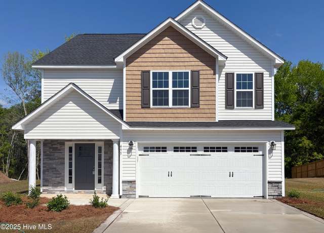Property at 495 Pebble Shore Dr, Sneads Ferry, NC 28460, 3 beds, 2.5 baths