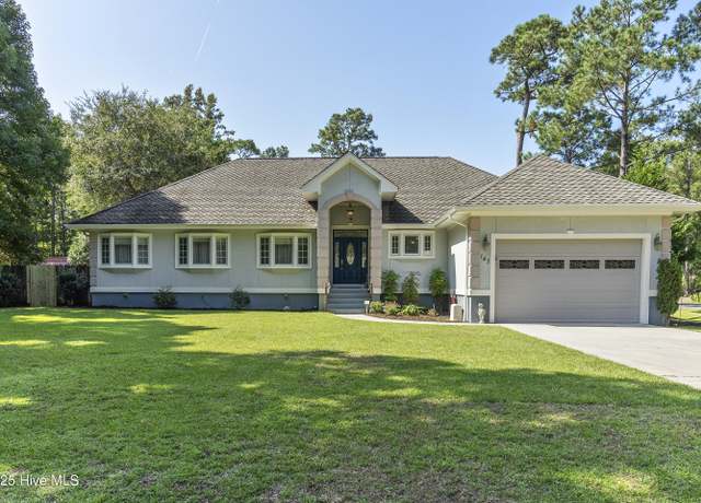 Property at 147 Pine Needle Dr, Hampstead, NC 28443, 4 beds, 3 baths