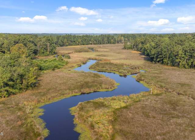 Property at 2 Dees Ave, Bayboro, NC 28515