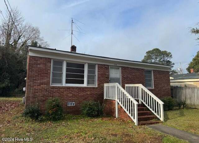 Property at 709 Franklin Ave W, Wilson, NC 27893, 2 beds, 1 bath