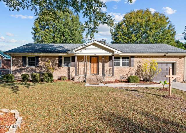 Property at 3604 Yarmouth Rd, New Bern, NC 28562, 3 beds, 2 baths