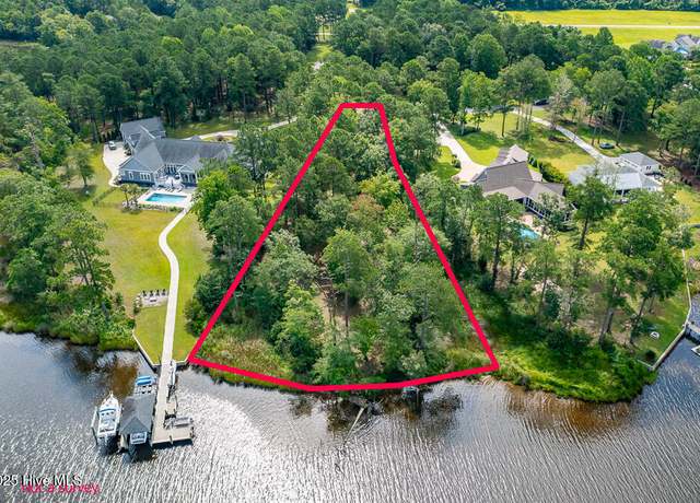 Property at 310 Southern Plantation Dr S, Oriental, NC 28571