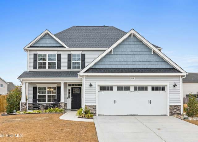 Property at 9057 Gardens Grove Rd, Leland, NC 28451, 4 beds, 3.5 baths