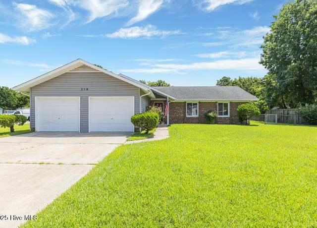 Property at 218 Branchwood Dr, Jacksonville, NC 28546, 3 beds, 2 baths