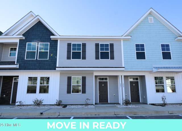 Property at 321 Starfish Ln, Sneads Ferry, NC 28460, 2 beds, 2.5 baths