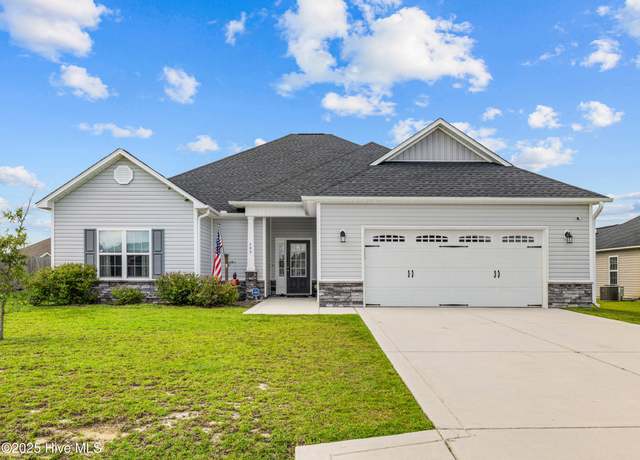 Property at 609 Carat Ct, Jacksonville, NC 28546, 3 beds, 2 baths