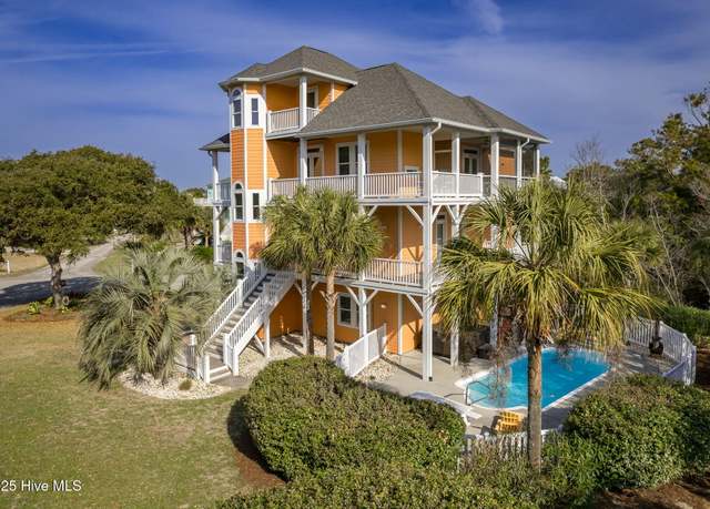 Property at 200 Shipwreck Ln, Emerald Isle, NC 28594, 3 beds, 5 baths