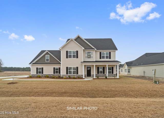 Property at 718 Atlantic Coast Ln, Jacksonville, NC 28546, 4 beds, 3.5 baths