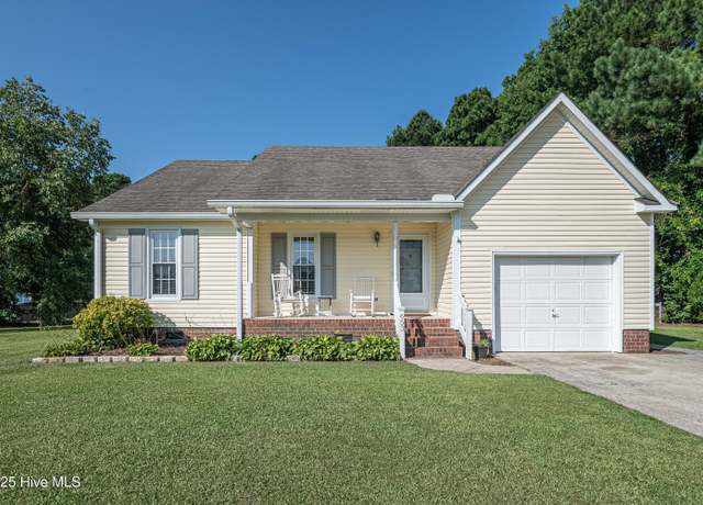 Property at 653 Fox Chase Ln, Winterville, NC 28590, 3 beds, 2 baths