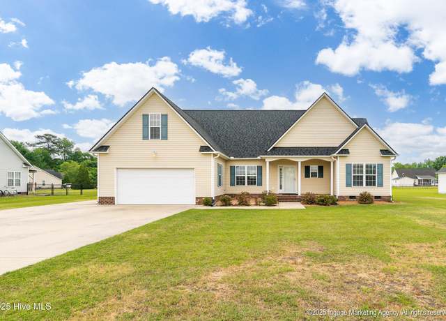 Property at 415 Tucker Rd, Grimesland, NC 27837, 3 beds, 2 baths