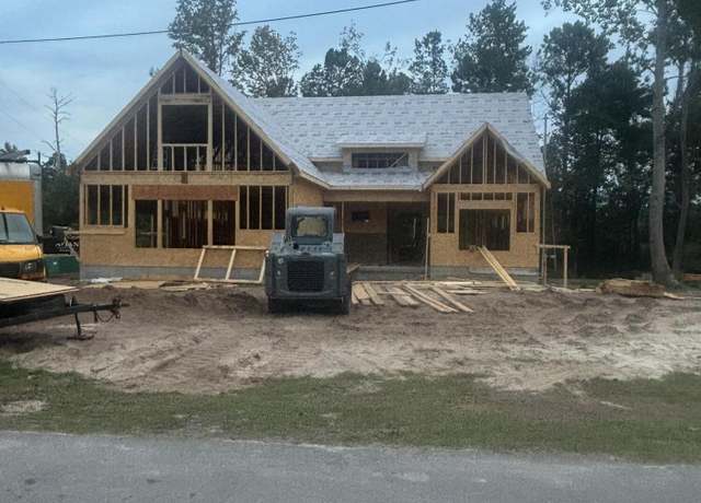 Property at 100 Bridget Ln, Sneads Ferry, NC 28460, 3 beds, 2.5 baths