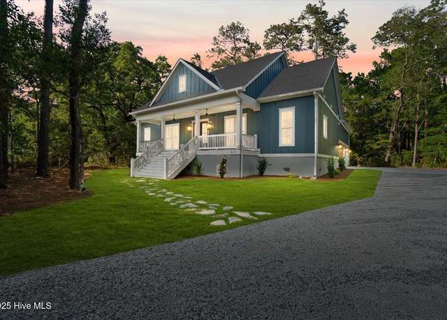 Property at 673 Carolina Bay Ct, Southport, NC 28461, 3 beds, 2.5 baths