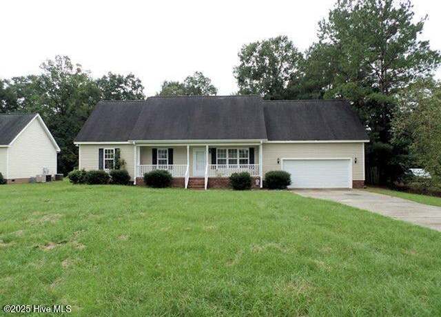 Property at 105 Bett Dr, Goldsboro, NC 27534, 4 beds, 2 baths