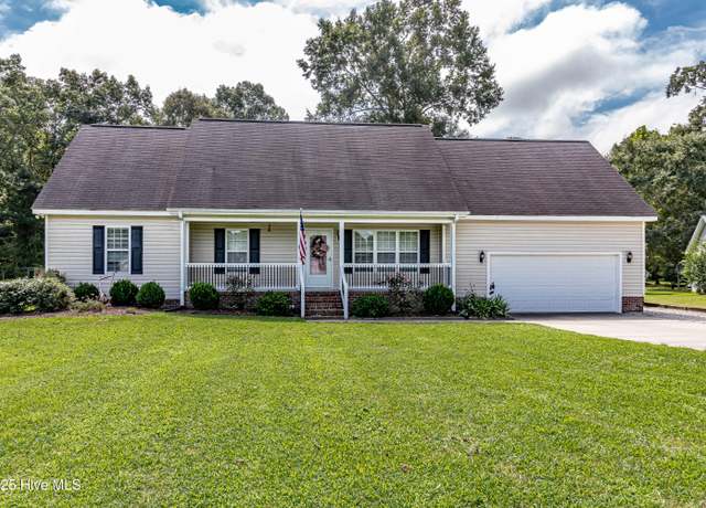 Property at 105 Bett Dr, Goldsboro, NC 27534, 4 beds, 2 baths