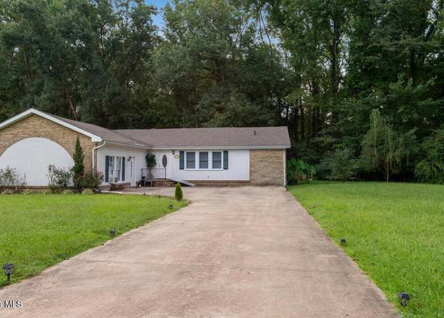 Property at 602 Terry St, Elizabeth City, NC 27909, 3 beds, 3 baths