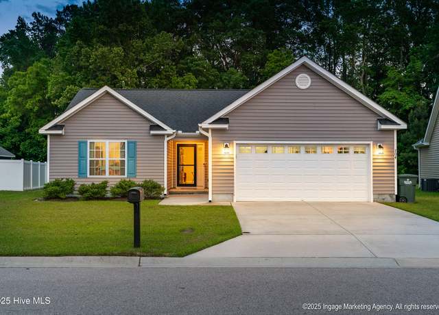 Property at 704 Arbor Dr, Greenville, NC 27858, 3 beds, 2 baths