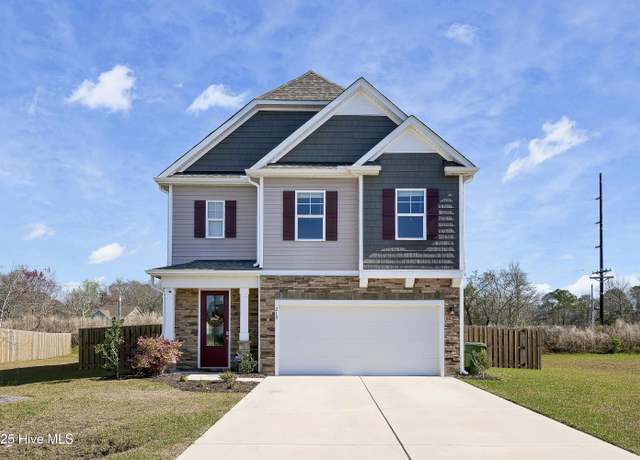 Property at 210 Avocet Way, Sneads Ferry, NC 28460, 4 beds, 3 baths