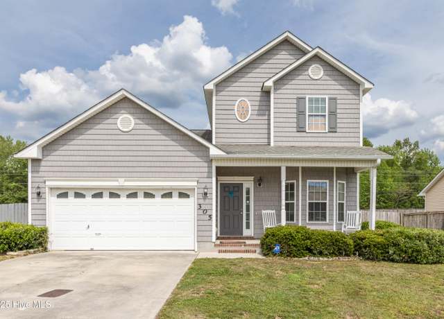 Property at 305 Combine Ct, Richlands, NC 28574, 3 beds, 2.5 baths