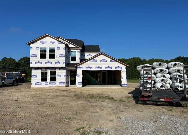Property at 2340 Mcnair Rd, Tarboro, NC 27886, 4 beds, 3 baths