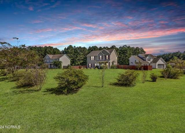 Property at 133 Azalea Plantation Blvd, Maysville, NC 28555, 3 beds, 2.5 baths