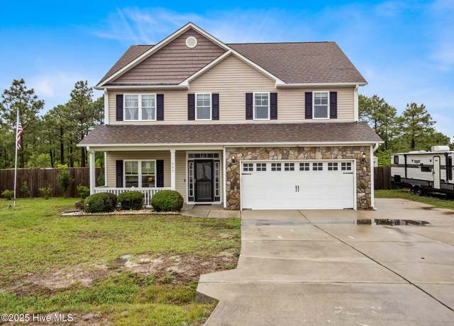 Property at 535 Aberdineshire Ct, Hubert, NC 28539, 3 beds, 2.5 baths