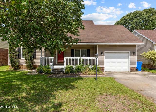 Property at 3565 Hastings Dr, Fayetteville, NC 28311, 3 beds, 2.5 baths