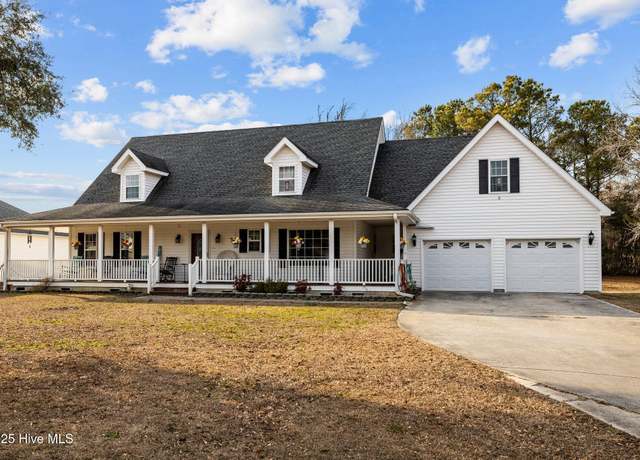 Property at 137 Skipper Ct, Newport, NC 28570, 3 beds, 2.5 baths