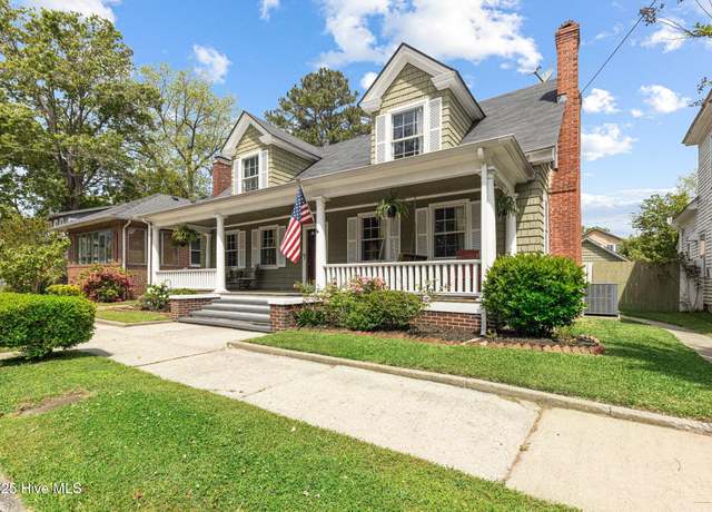 Property at 314 W Church St, Elizabeth City, NC 27909, 3 beds, 2.5 baths