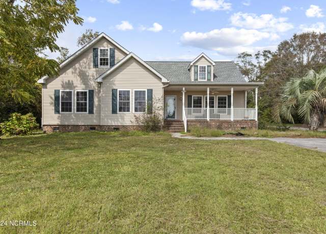 Property at 119 Leslie Dr, Hubert, NC 28539, 4 beds, 3 baths