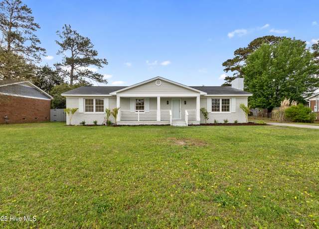 Property at 132 Elder Dr, Wilmington, NC 28405, 3 beds, 2 baths