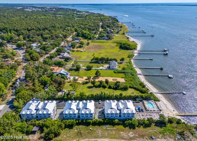 Property at 710 E Moore St, Southport, NC 28461