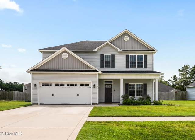 Property at 204 Moonstone Ct, Jacksonville, NC 28546, 4 beds, 2.5 baths