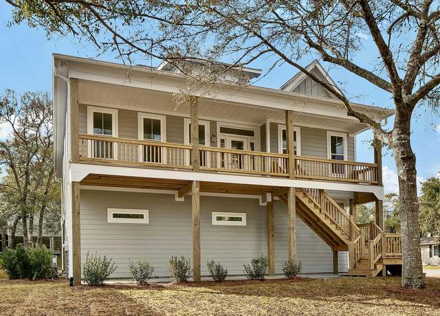 Property at 2401 E Yacht Dr, Oak Island, NC 28465, 3 beds, 2 baths