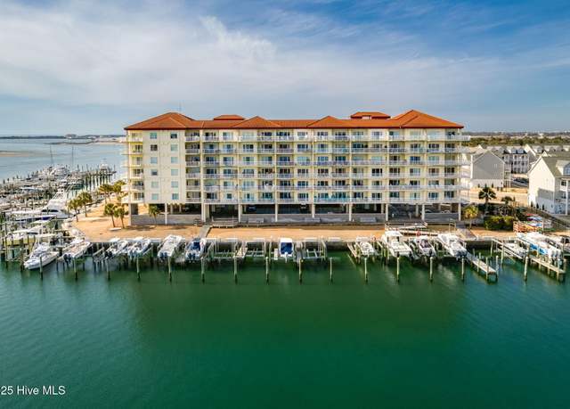 Property at 100 Olde Towne Yacht Club Dr #411, Beaufort, NC 28516, 3 beds, 2 baths