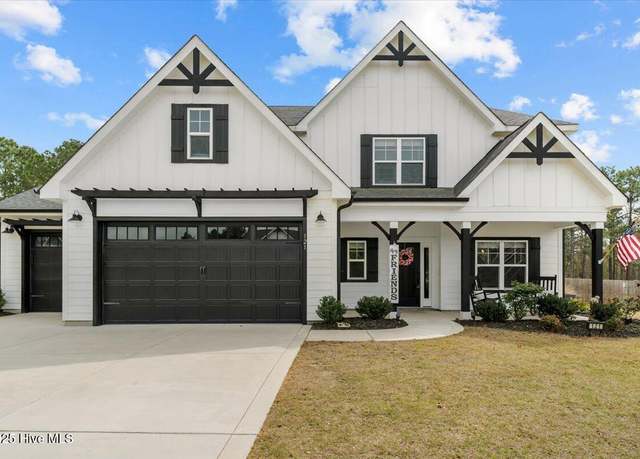 Property at 121 Amelia Dr, Carthage, NC 28327, 6 beds, 3.5 baths