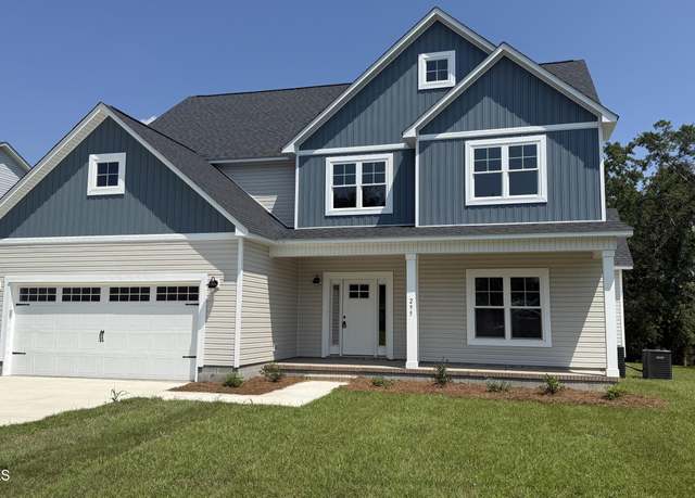 Property at 295 E Ivybridge Dr, Hubert, NC 28539, 4 beds, 3.5 baths