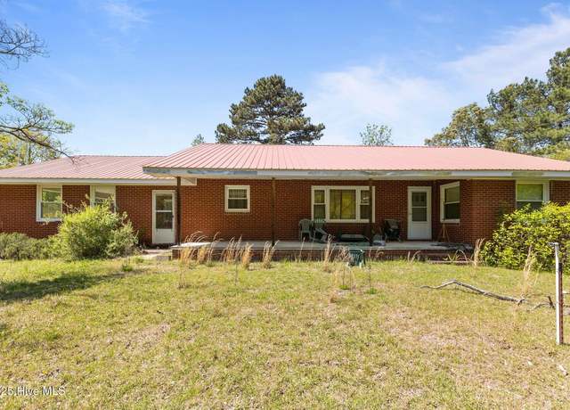 Property at 148 Simpson Dr, Vass, NC 28394, 3 beds, 1 bath