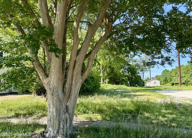 Property at 315 E Church St, Edenton, NC 27932