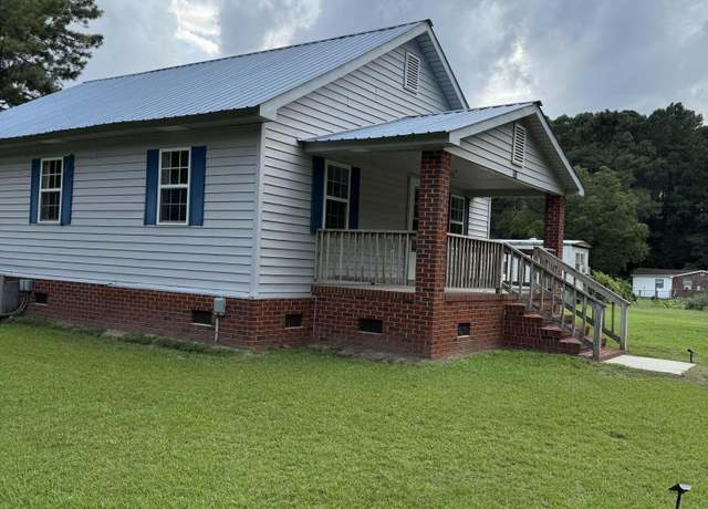 Property at 215 North St, Plymouth, NC 27962, 3 beds, 1 bath